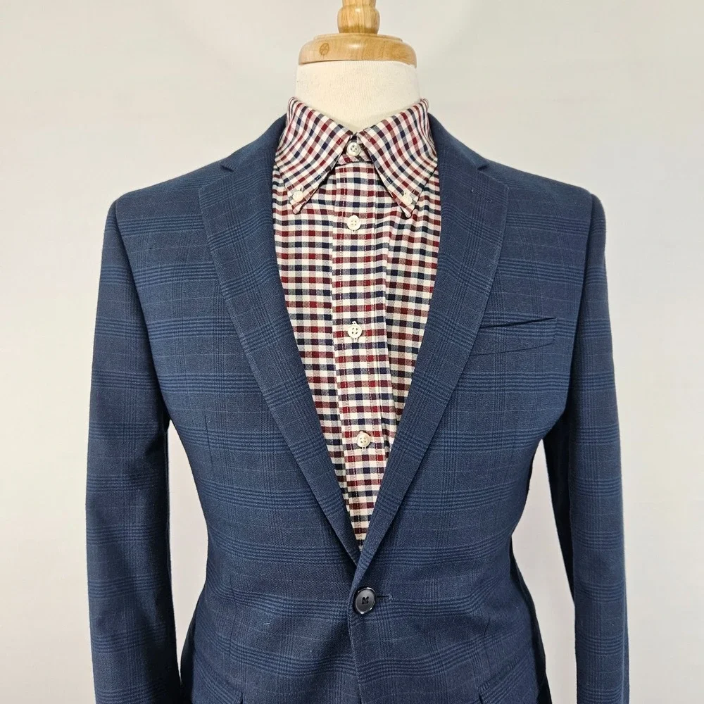 Van‎ Heusen Men's Sport Coat Blazer Two Button Navy Polyester Blend Slim 38R